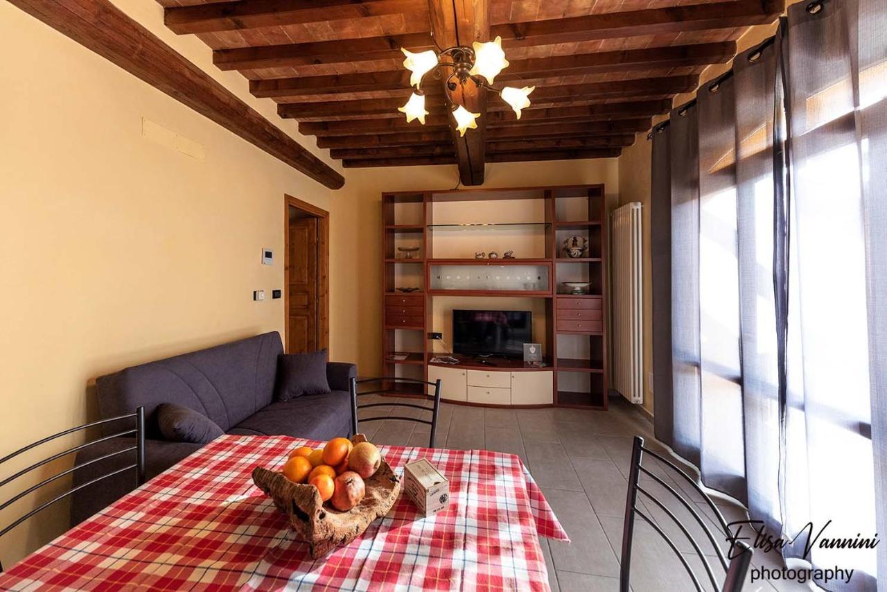 Appartamento Sole-Luna Colleoli Exterior photo