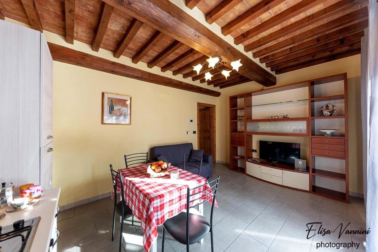 Appartamento Sole-Luna Colleoli Exterior photo