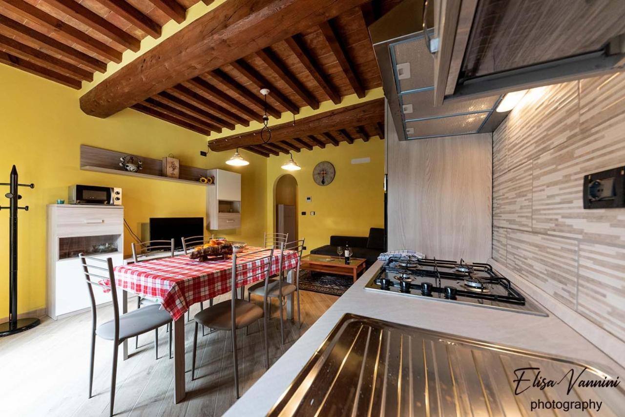 Appartamento Sole-Luna Colleoli Exterior photo
